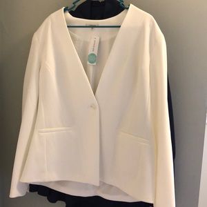 41 Hawthorn White Blazer